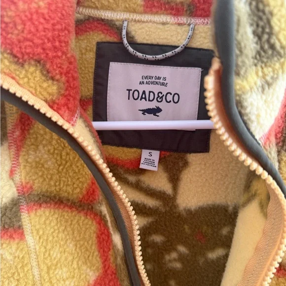 Toad&Co Yellow Floral Sherpa Half-Zip Vest with Olive and Orange Accents - Picture 2 of 3